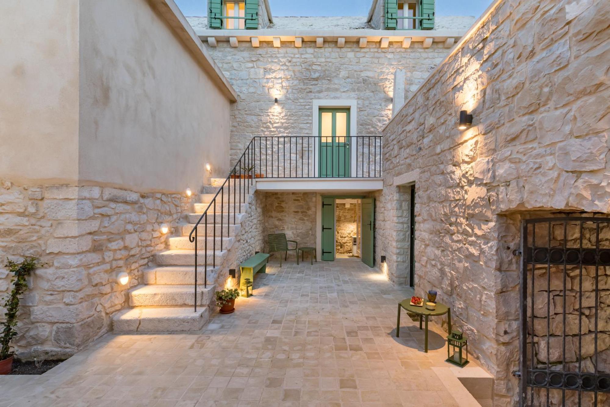 Casa Cava Pucisca