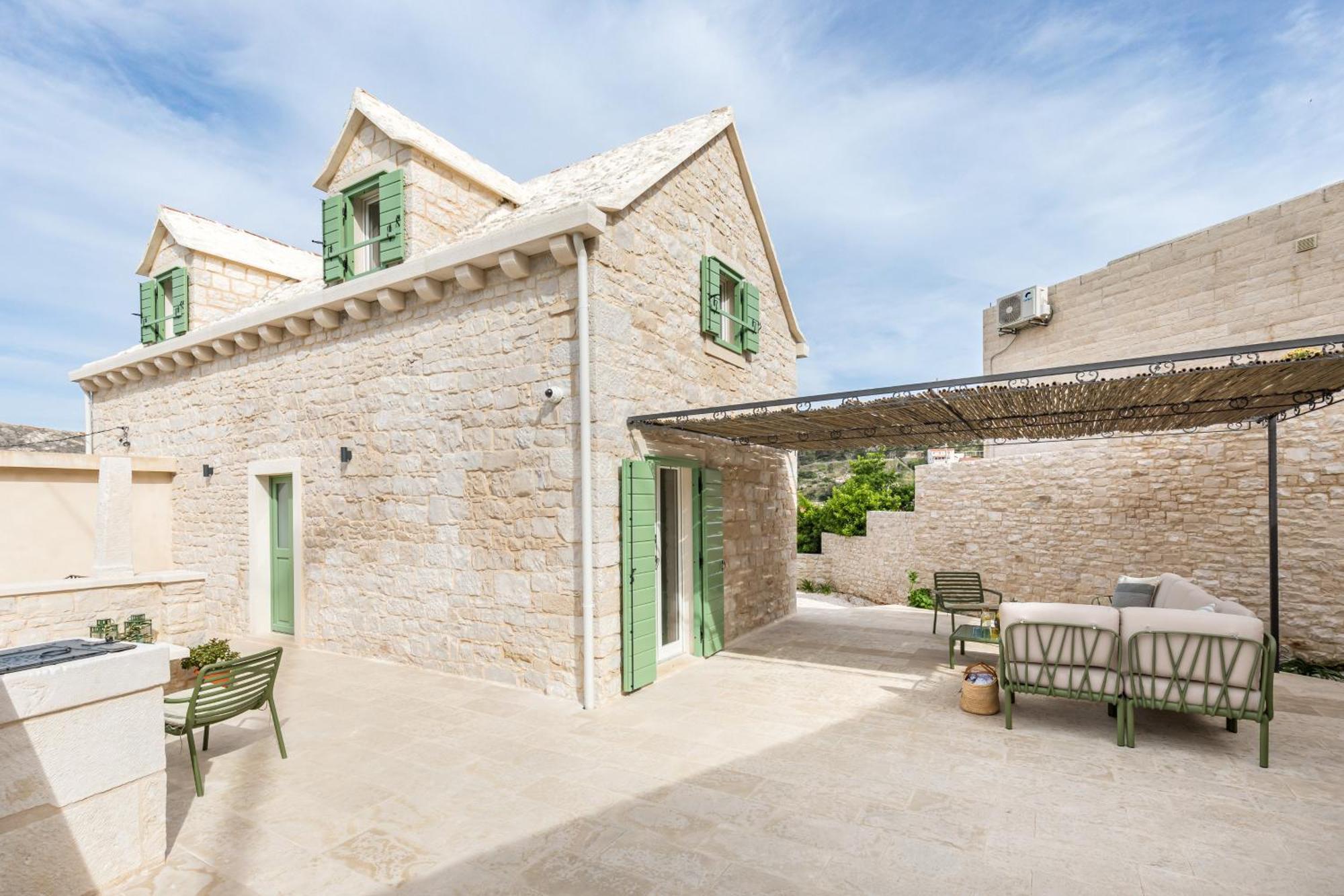 Casa Cava Pucisca