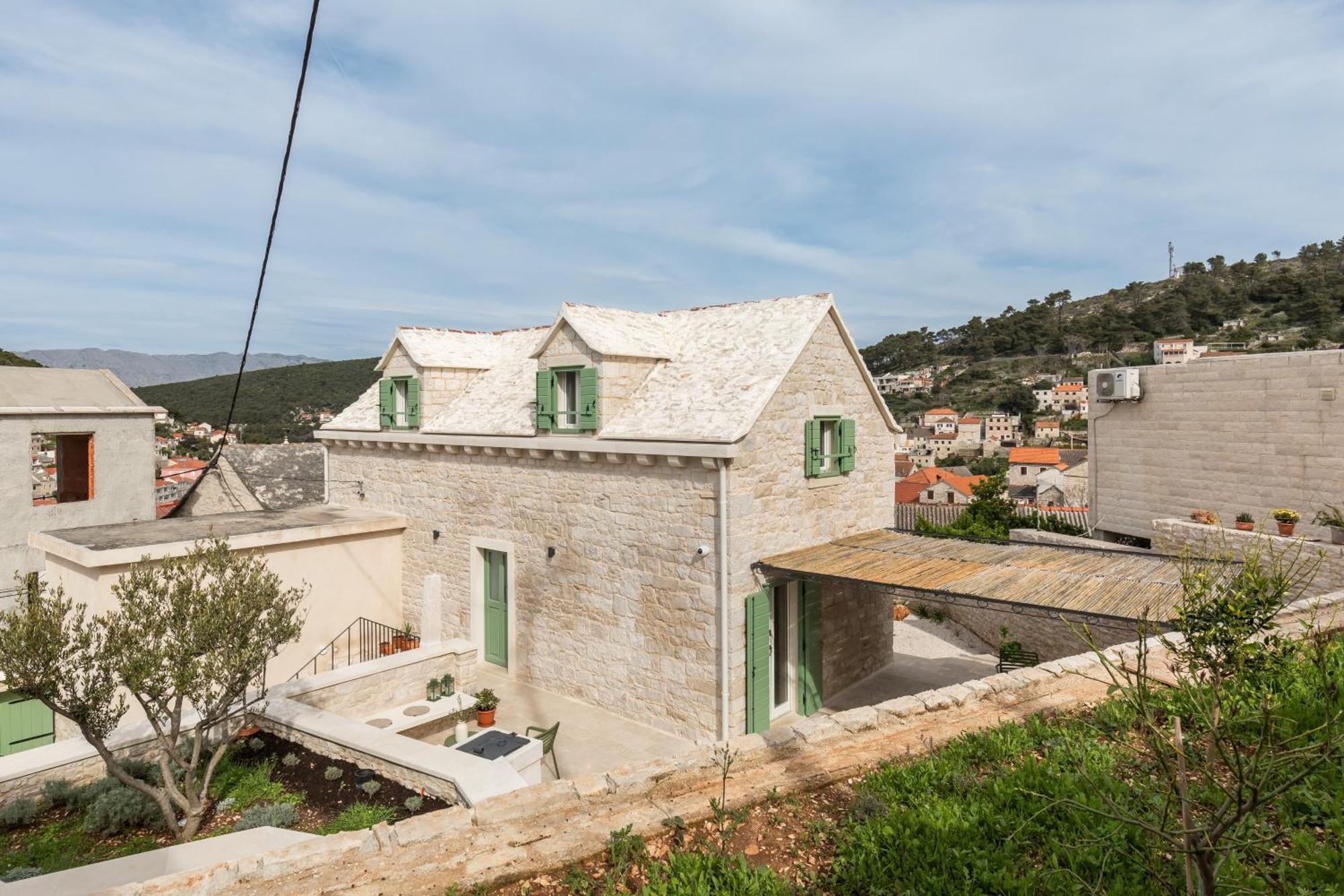 Casa Cava